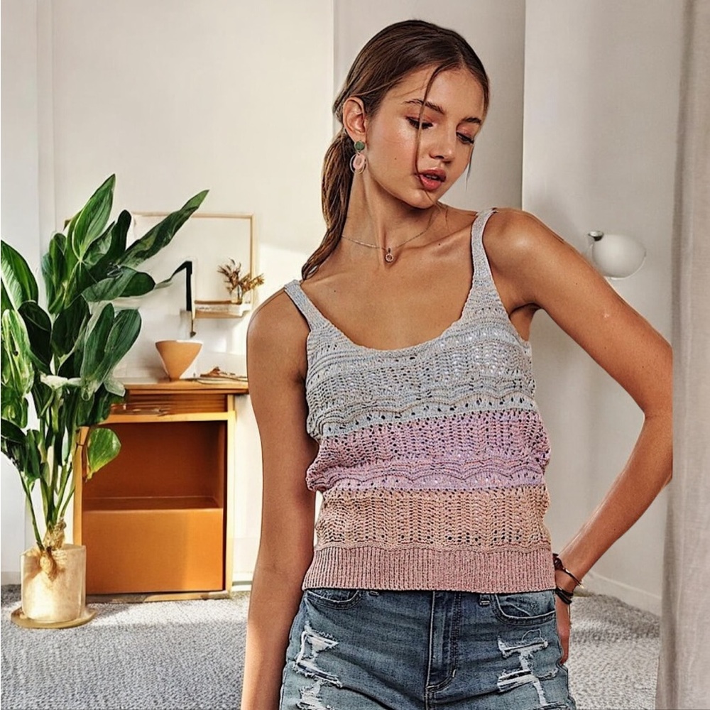 NWOT Dex Ombré Crochet Top Blogger Fav.